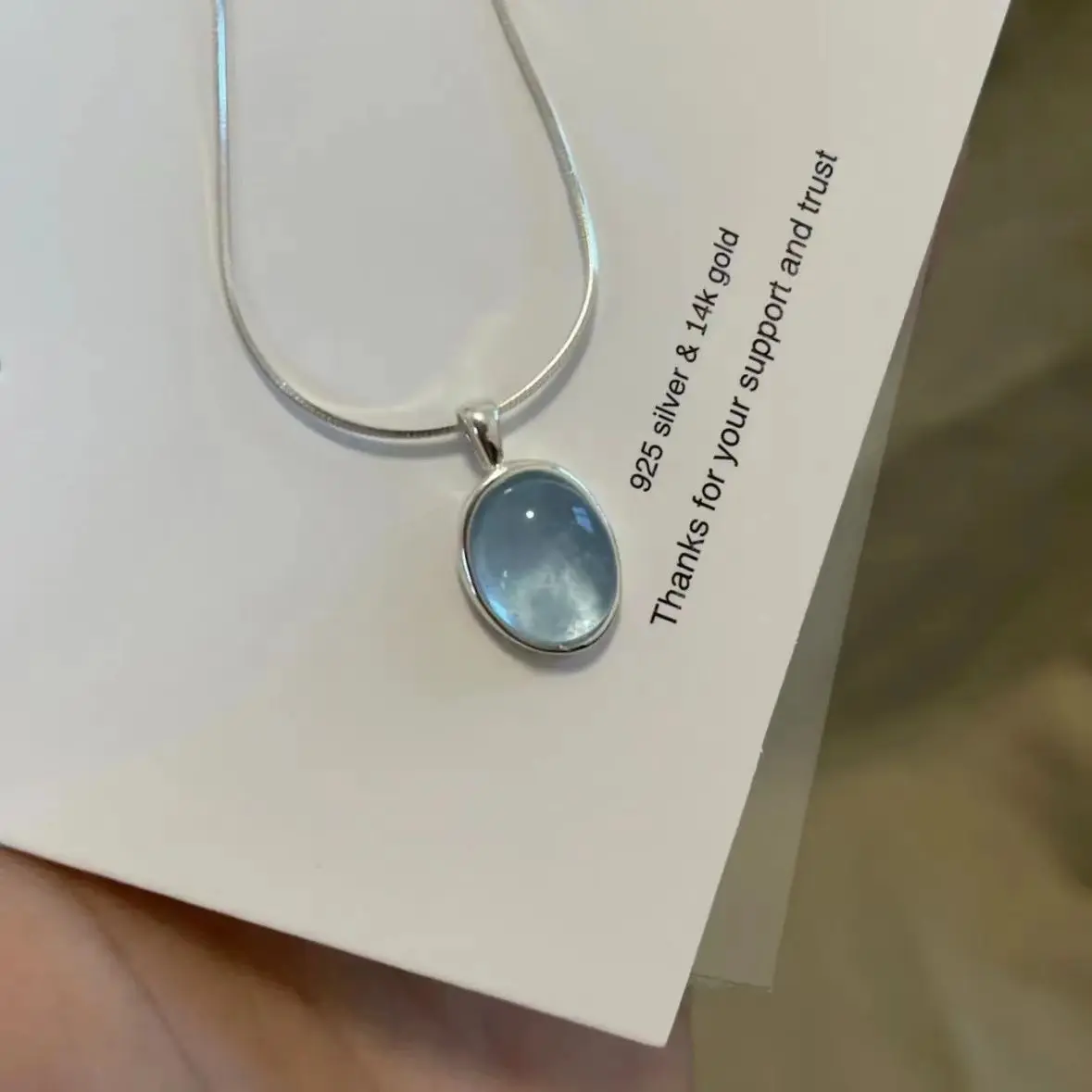 Vòng Cổ Đá Mặt Trăng Và Aquamarine, Dành Cho Phụ Nữ, Hàng Mới Về 2025, Giá Cả Phải Chăng, Phong Cách Sang Trọng, Dây Chuyền Xương Đòn Độc Đáo