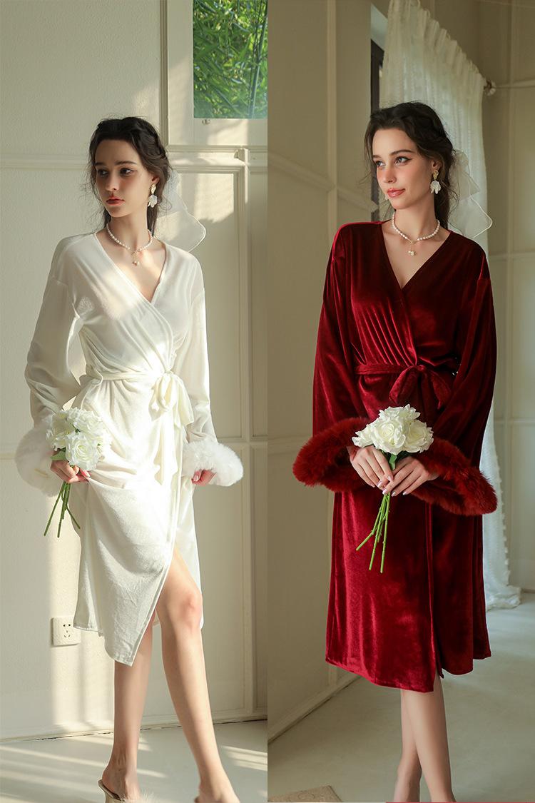 Product Introduction of Bride Bridal Gown Women's Long Feather Nightgown Wedding Tie Makeup Bridesmaid Kimono South Korea Gold Velvet 8