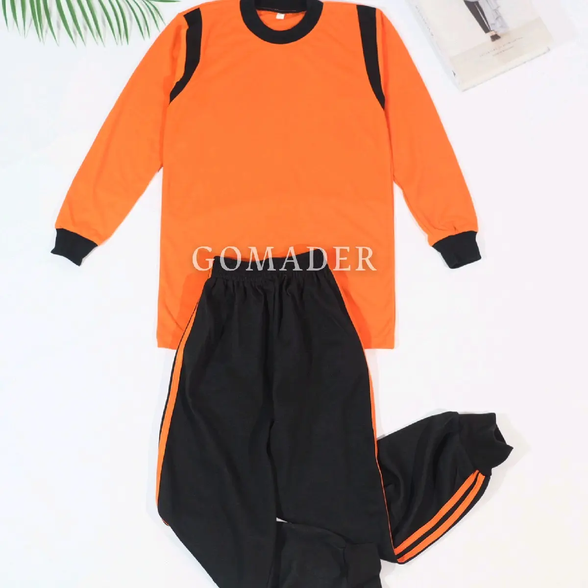 Gomader Setelan Baju Olahraga Sekolah Anak TK/SD Oren Hitam 0 Outdoor
