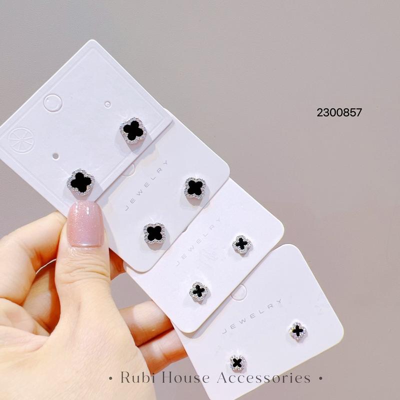 Bông tai cỏ 4 lá size mini cho phụ nữ nhiều màu, nhiều size