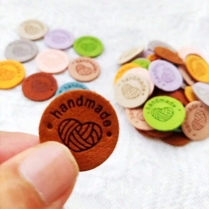 Random Color Heart & Letter Pattern Sewing Label, 25pcs/set Round Tag for DIY Hand Craft, Knitting & Crochet Supplies 5