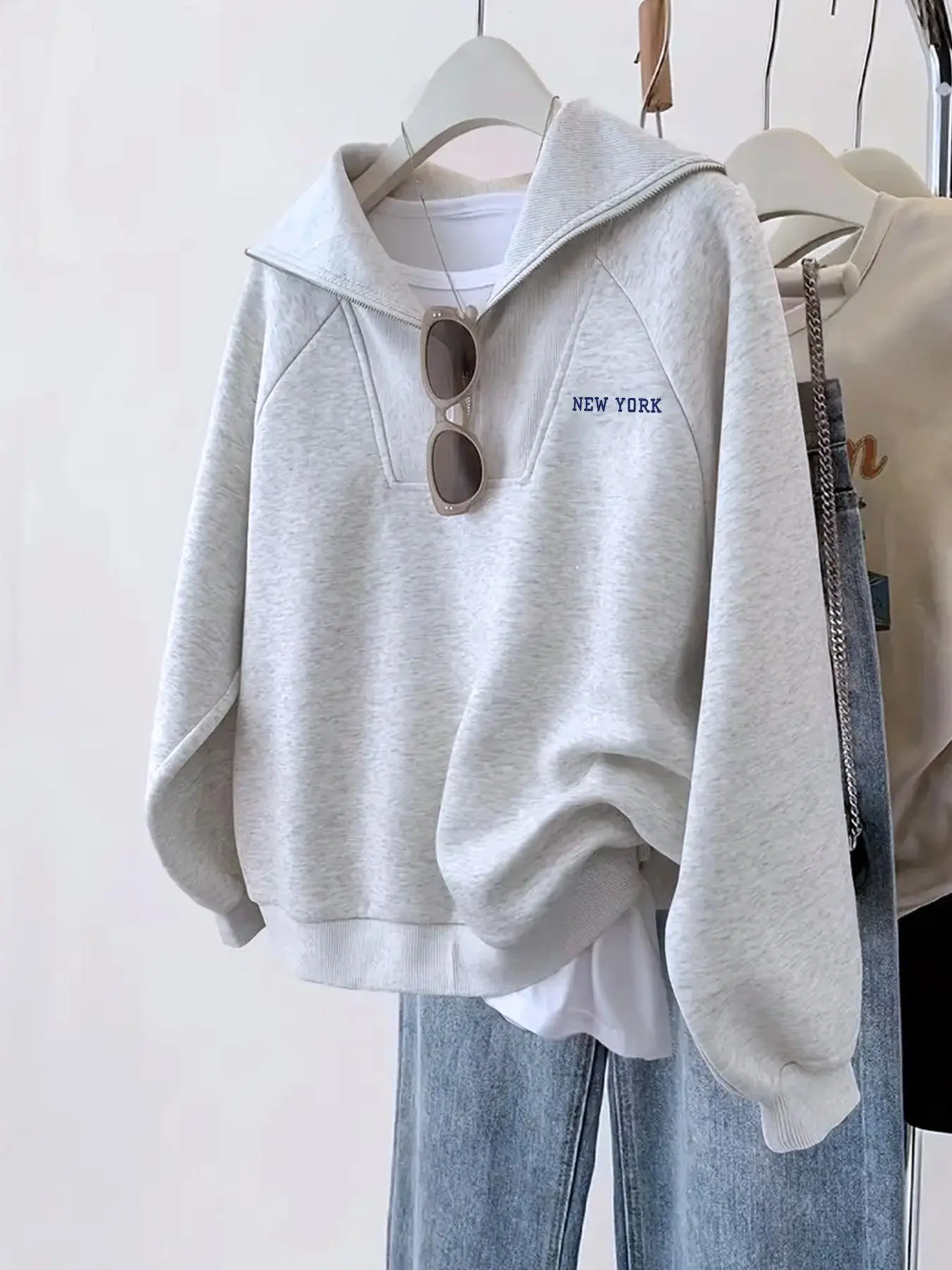 Women's Letter Print Half Zip Up Sweatshirt, Casual Long Sleeve Pullover for Spring & Fall, Ladies Clothes for Daily Wear