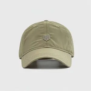 Topi Bisbol Pria Wanita Cap Premium Dapat Disesuaikan Pelindung Matahari dengan Desain Modern dan Nyaman untuk Berbagai Kesempatan