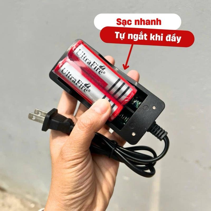 Bộ sạc pin 18650 kèm Pin 18650 tự ngắt thông minh điện áp đầu ra 3.7V - 4.2V phù hợp với nhiều loại pin