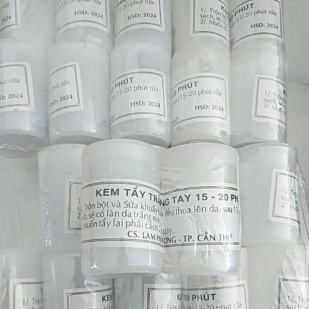 Cặp Kem Tẩy Trắng Da Cấp Tốc 0