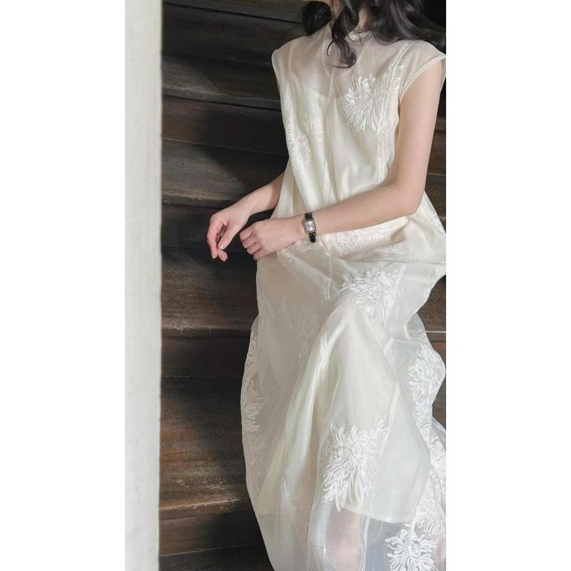  Đầm maxi Chililuu váy maxi dáng dài sát nách thêu hoa phong cách thướt tha nhẹ nhàng tiểu thư 