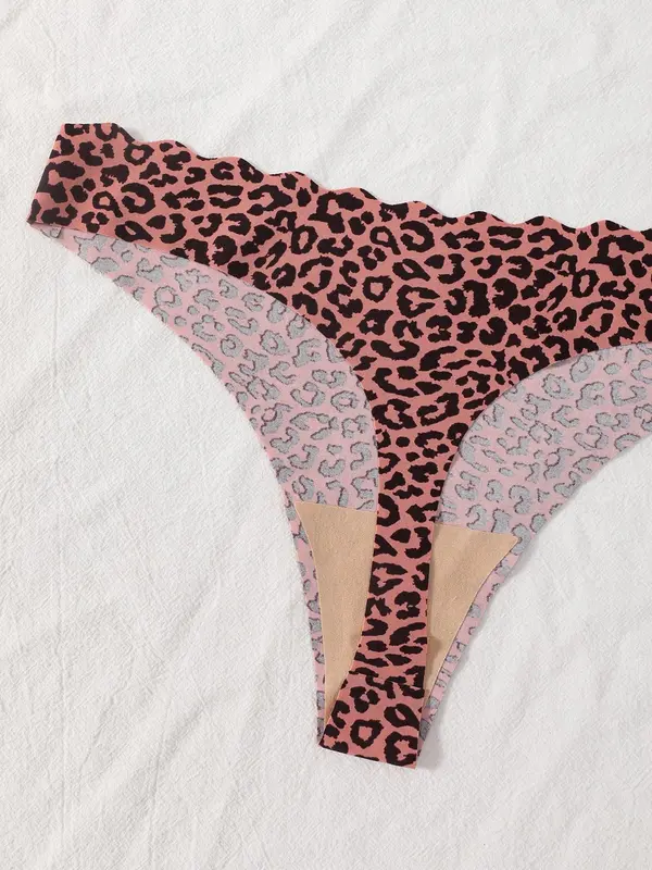Women's Leopard Print Thong, Soft Comfy Breathable Panty for Daily Wear, Women's Underwear for All Seasons, Womenswear 3