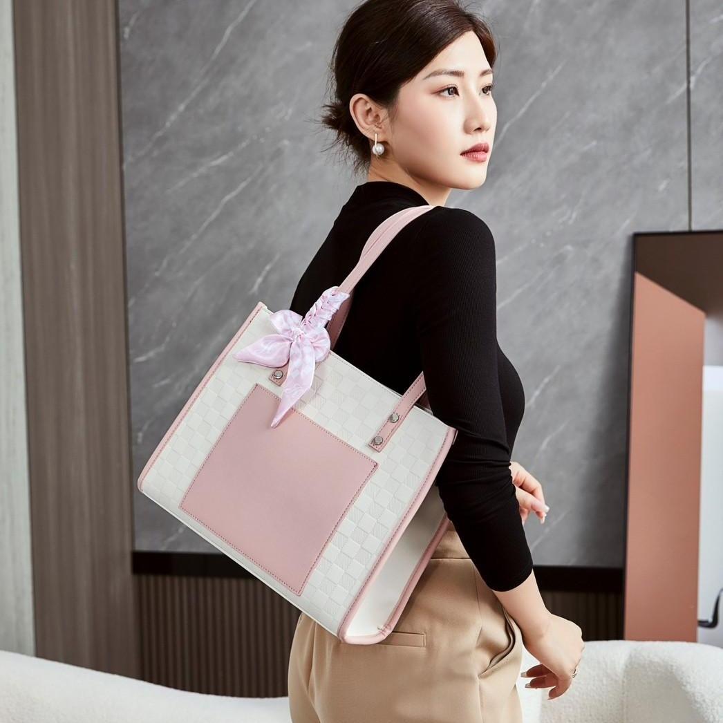 KAREN TOTE BAG JIMS HONEY