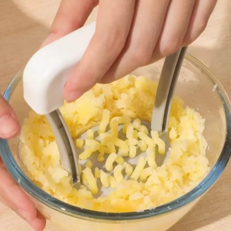Potato Masher Presser/Alat Penghancur Kentang Pelumat Penghalus Kentang Ubi Potato Masher Presser/ Penghalus Perkedel/ Baby Food 5
