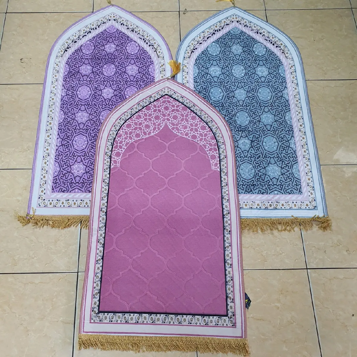 putrisajadah sajadah kubah midi ukuran 50x100cm Embos Muslim Motif