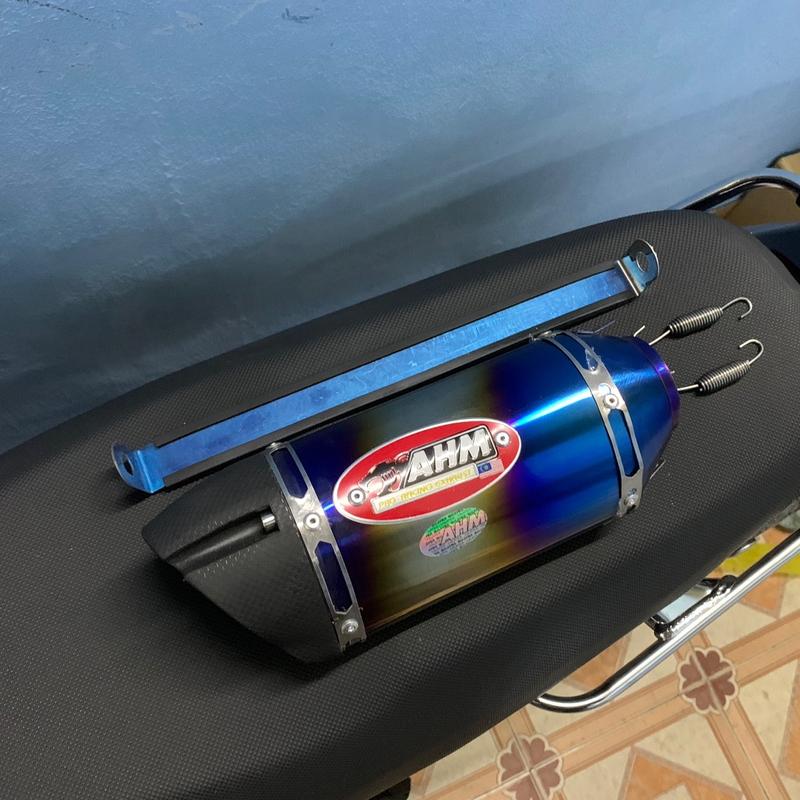 Lon AHM M3 Xi Mạ Titian VN Họng 51mm Tặng Pát Treo Và Lò Xo Móc Pô