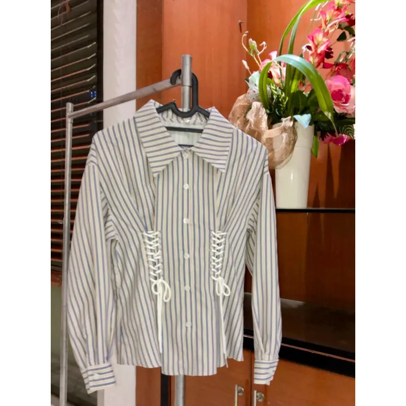 FADFAD Atasan Kemeja Putih Pinggang Lengan Panjang Lentera Desain Baru slim fit untuk Wanita 1