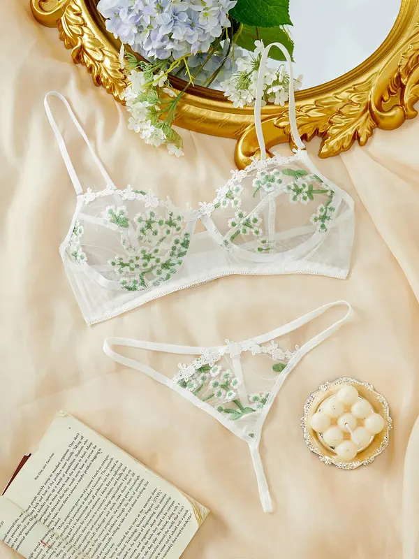 Women's Floral Embroidery Underwire Bra & Thong Sexy Lingerie Set, Push Up Bra & Panty, Lingerie Set for Women 2