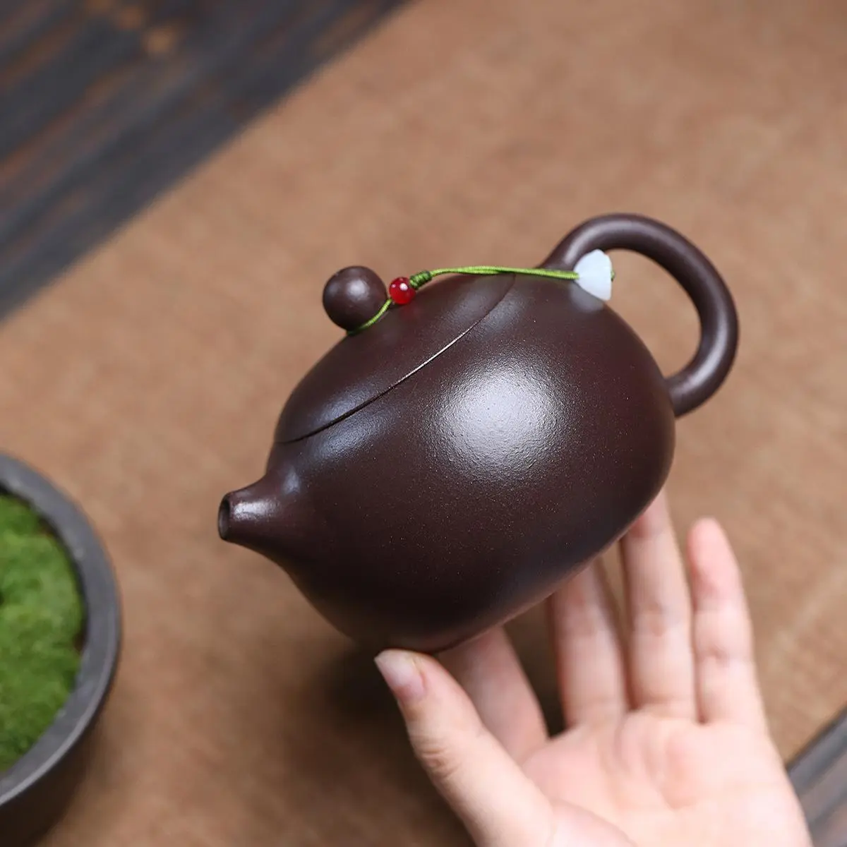 Authentic Yixing Zisha Teapot - 100% Handmade Chinese Tea Set for English Breakfast/Earl Grey (Premium Gift for CNY/Mid-Autumn)