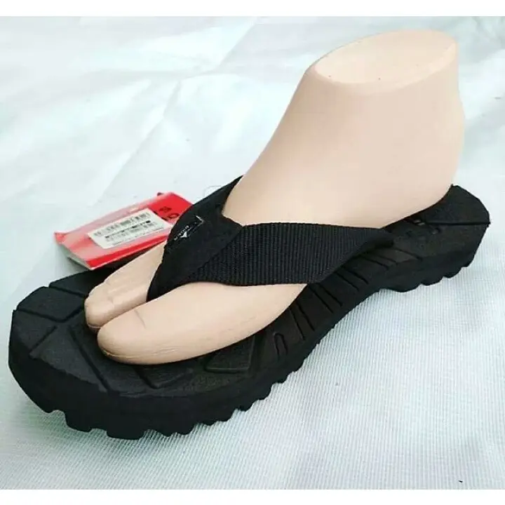 promo murah sandal pria jepit erger beli 1 gratis 1 sandal outdoor sandal gunung 2