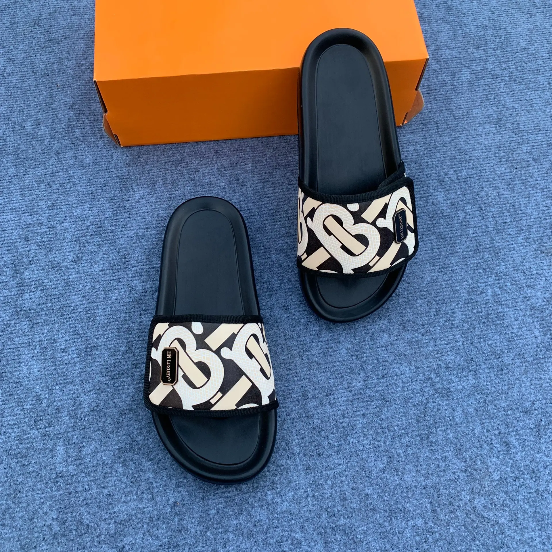 [Mã BRR] Dép bbr nam nữ quai da có hộp size 38-42 đế cao su-Free Ship Slipper DéP Quai Ngang Đế Bằng