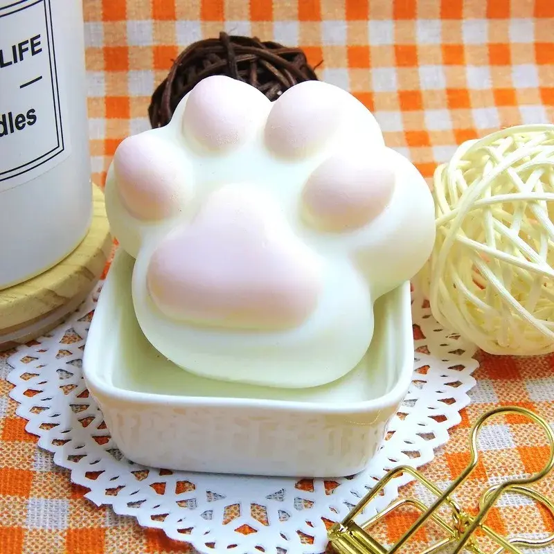 Super Soft Silicone Cat Paw Squeezing and Pressure Relief Toy, Soft Clay Sensation Pressure Relief Tool, Lala Le Pressure Relief Toy