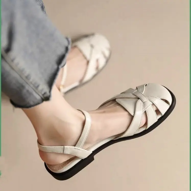 Roman Sandals Women's 2024 New Flat Woven Toe Box for Outdoors Real Soft Leather Shoes Pig Cage Women's Shoes