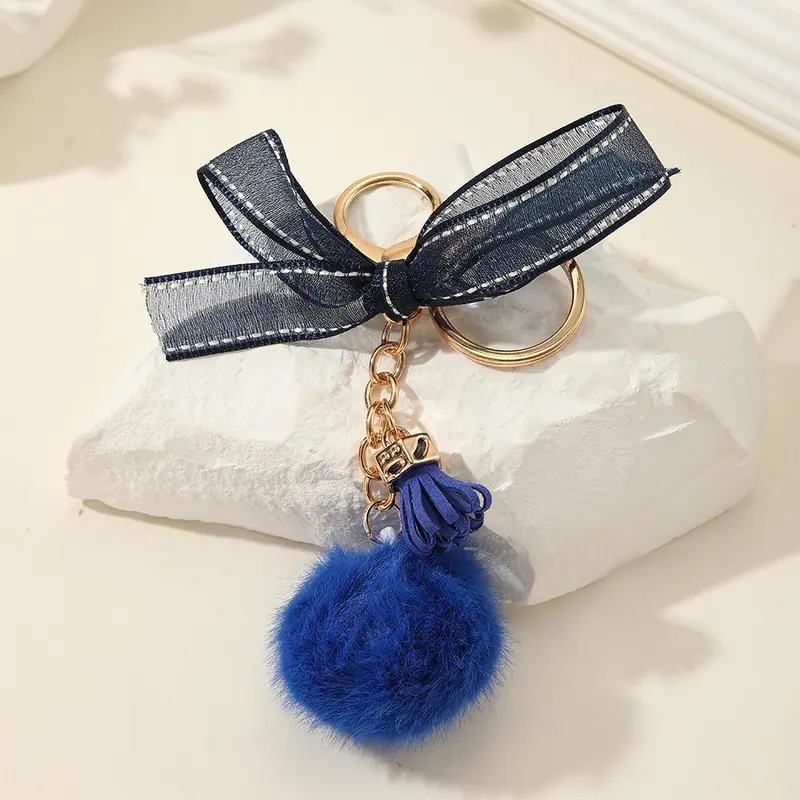GANTUNGAN TAS GANTUNGAN DOMPET / AKSESORIS TAS / GANTUNGAN POM BULU / GK 03 2