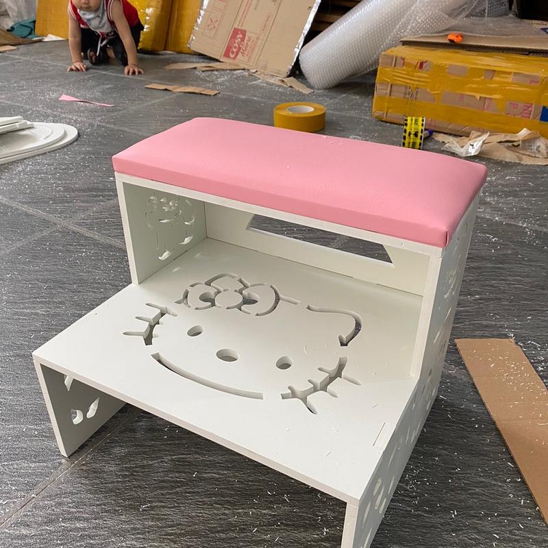 Kệ chân bọc nệm da bao chắc chắn (cao 33 ngang 35cm nhựa cứng pvc) bao máy Hơ To