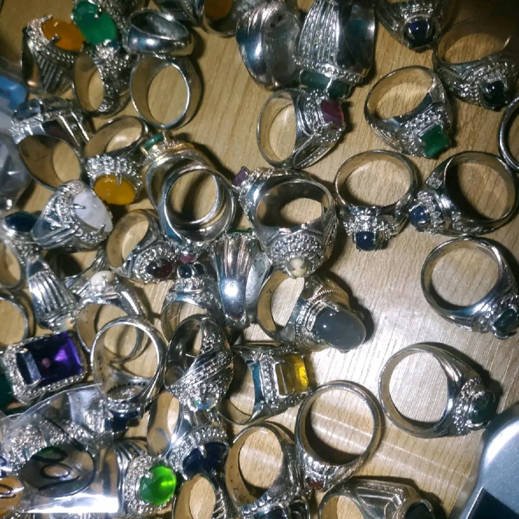 Aksesoris Tangan Cincin Keren"