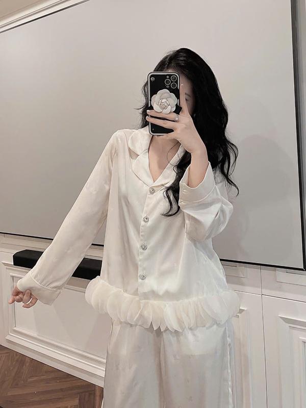 N136- Pijama dài tay tiểu thư cao cấp phối bèo tơ kem sang chảnh cho nữ - Bộ ngủ lụa hàng quảng châu cao cấp