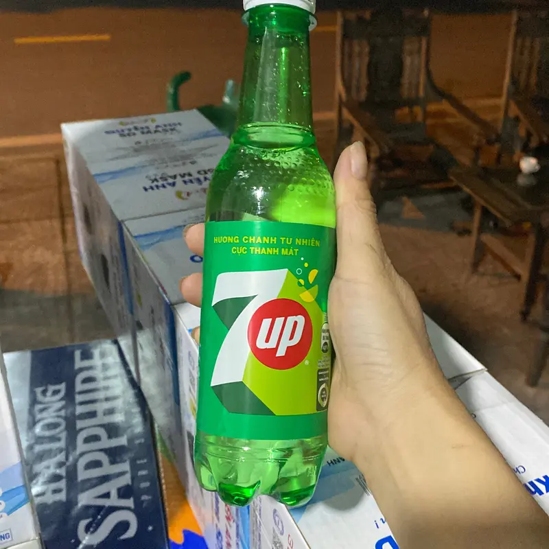 1 lốc 7up  (6 chai x330ml) 5