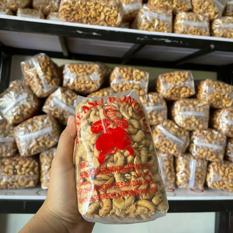 KACANG MEDE BAWANG BELAH GORENG 1kg 1