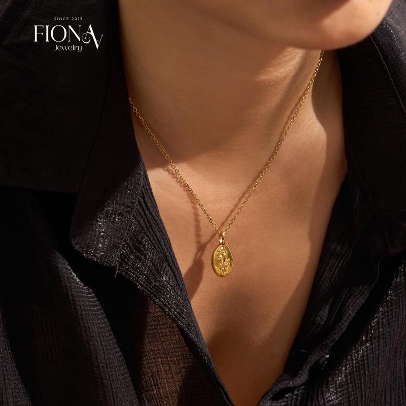 Vòng cổ nữ đơn giản Rose Vintage FIONA Titanium Premium