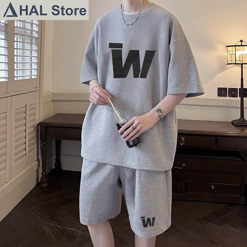 Bộ quần áo cộc tay nam nữ chất liệu tổ ong form rộng in hình chữ W, phong cách trẻ trung năng động - BTO13 HAL Store Menswear