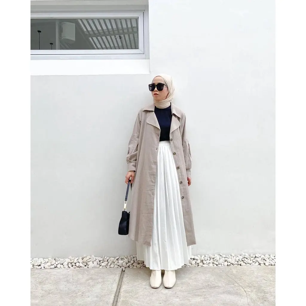 COAT RAMI / OUTER TERBARU / OUTER WANITA LONG OUTER WANITA POLOS KEKINIAN
