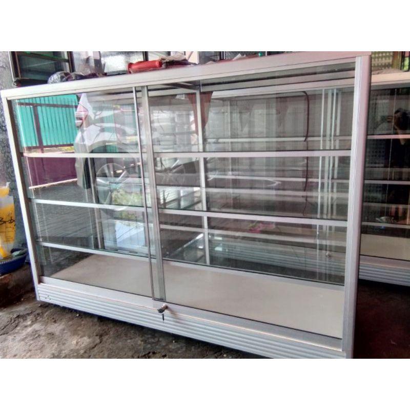 ETALASE 1,5 Meter Kaca Almini Aluminium Alumunium Rak Serbaguna Tempat Penyimpanan Barang Multifungsi Geser Sliding Buka Tutup Bufet Buffet Lemari Minimalis Kaki Roda Kokoh Kabinet Cabinet Lemari Pakaian Baju Lamongan Tuban Bojonegoro Gresik Kunci 7
