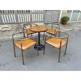 Ghế sắt mặt đệm sang trọng dùng trong quán cafe văn phòng