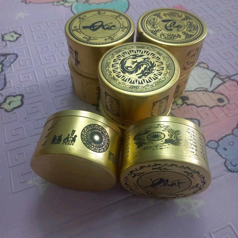 Hộp đồng cao 4.5cm, rộng 7.5cm khắc hoa văn, đựng thuoc lao, thuoc tây rất đẹp 2