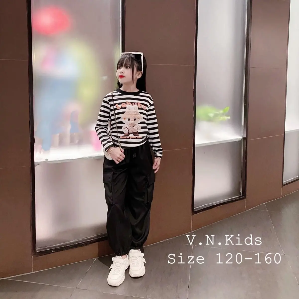 bộ áo lẻ quần gió cho bé  1 màu đen