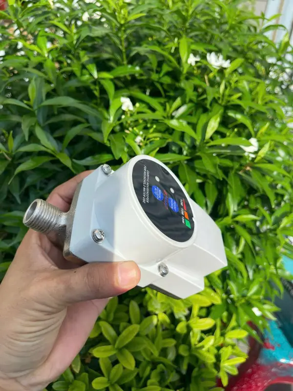 Máy bơm từ tăng áp mini dùng cho một thiết bị  RY mẫu chạy từ 7