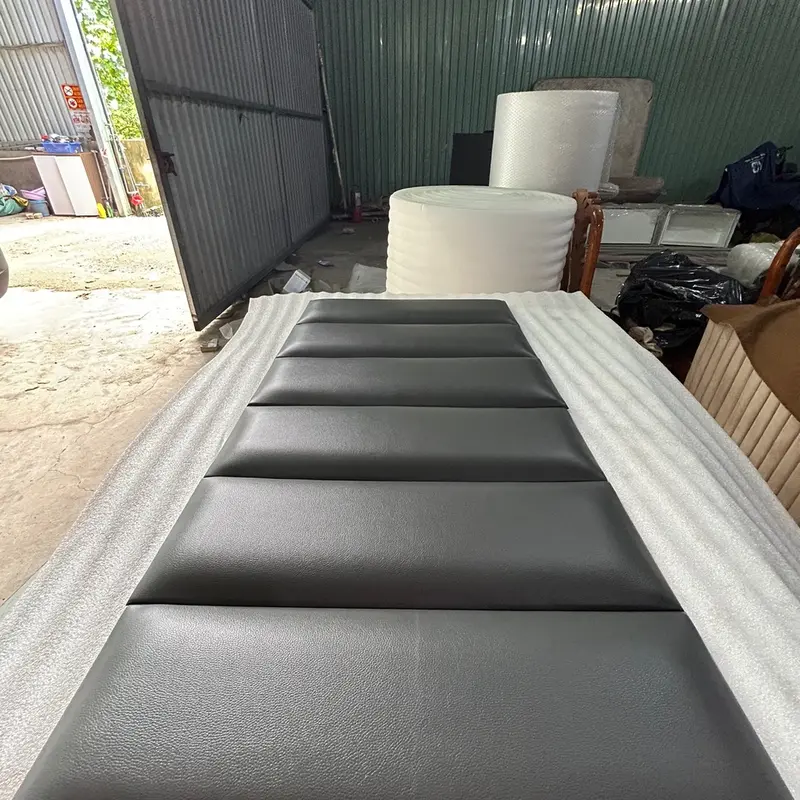 Bộ ốp bọc da trang trí đầu giường màu đen size 1m8*50 4