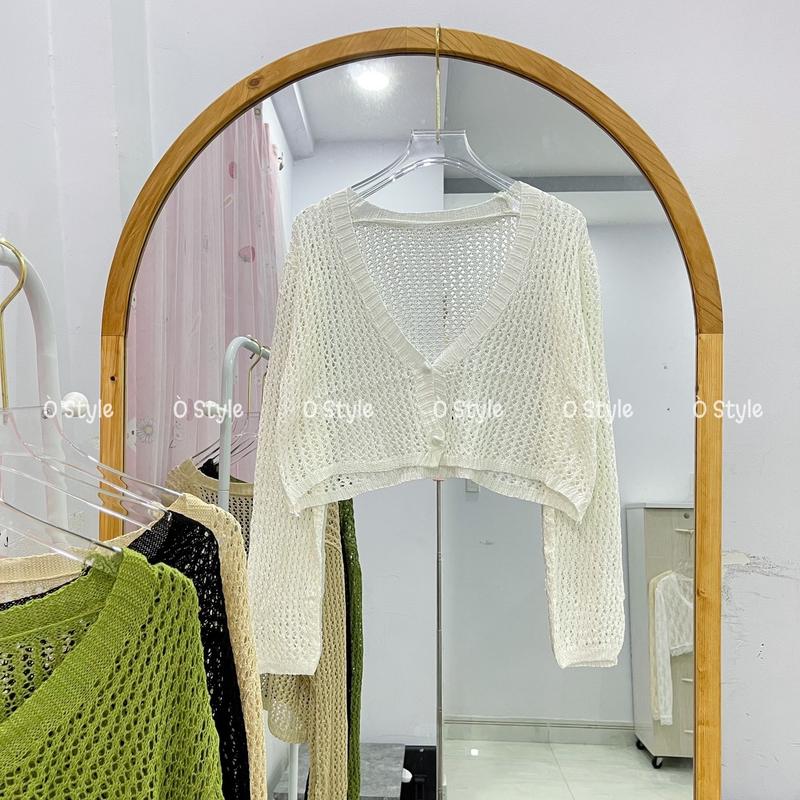 AK01 Áo khoác cardigan len mỏng form rộng dáng ngắn gài nút trái tim Đen Nữ Top Women Ong