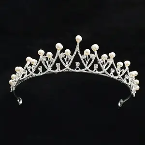 Mahkota mutiara full mutiara dan permata