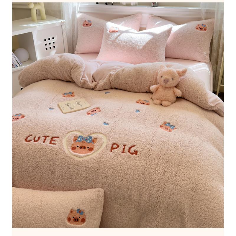 Product Introduction of Bộ Khăn Nhung Cừu Thêu, Bốn Mảnh, Mùa Đông, Lót Lông Cừu, Vỏ Chăn Nhung Sữa, Ga Trải Giường Nhung San Hô, Bộ Đồ Giường Ba Mảnh, 3 28