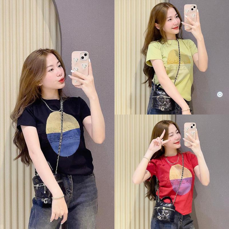 Áo Thun Dáng Ôm Nữ Mã B30 Dập Nổi Form Tôn Dáng Cotton Huge Tròn Top Women Cổ Tròn Màu Trắng Màu Đen đỏ