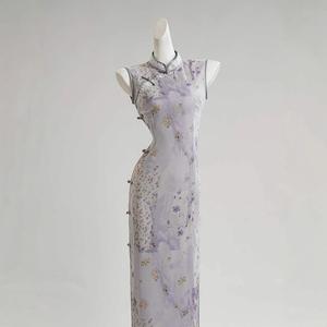 New purple cheongsam dress for women, summer, sleeveless, petite style, youthful, slimming effect, gives a luxurious feel, updated outfit.