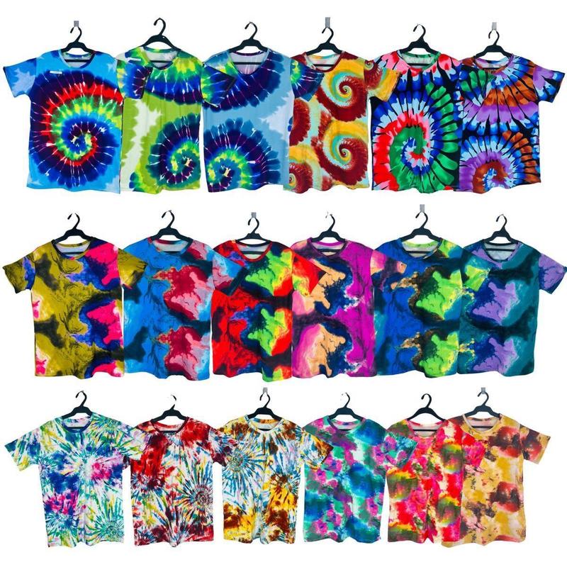 T-shirt Tie-Dye Abstrait Artistique - Unisexe Large - Base Noire Avec Rouge, Jaune - Fait Main