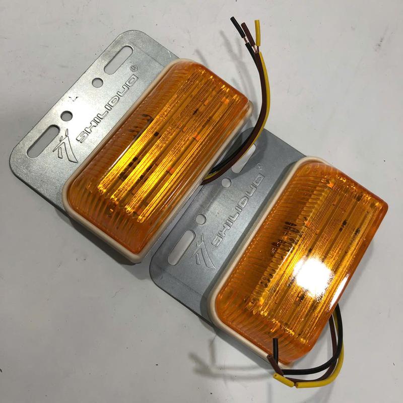 Product Introduction of Đèn led sườn SL4003 màu vàng 24v xe ô tô tải Trung Quốc, Đèn led sườn 24v màu vàng SD4003 Xe Howo Dongfeng Chenglong 3