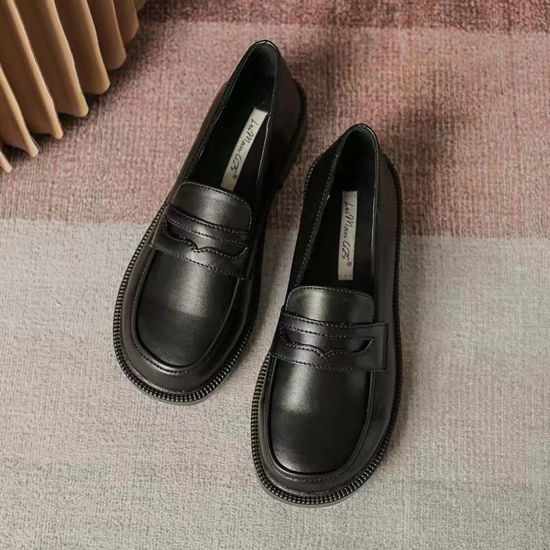 Product Introduction of 3221 Giày Moca Loafer Nữ Giày Màu Kem Đen Có Sẵn Fullbox QCCC 15