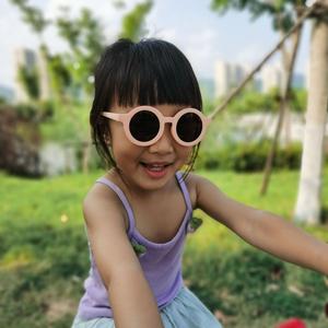แว่นกันแดดเด็ก แฟชั่นใหม่ แว่นตาสำหรับเด็ก สไตล์การ์ตูน สำหรับเด็กชายและเด็กหญิง แว่นกันแดดรุ่นเดียวกัน