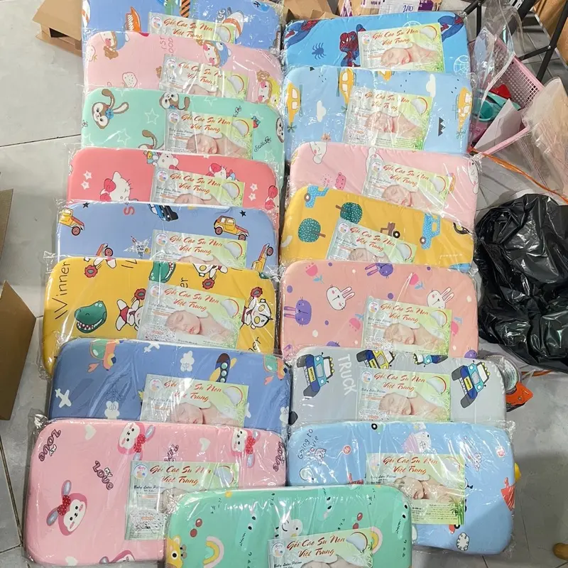 Gối cao su non mềm mại cho bé từ 3 tháng (nên mua 2 để thay đổi)