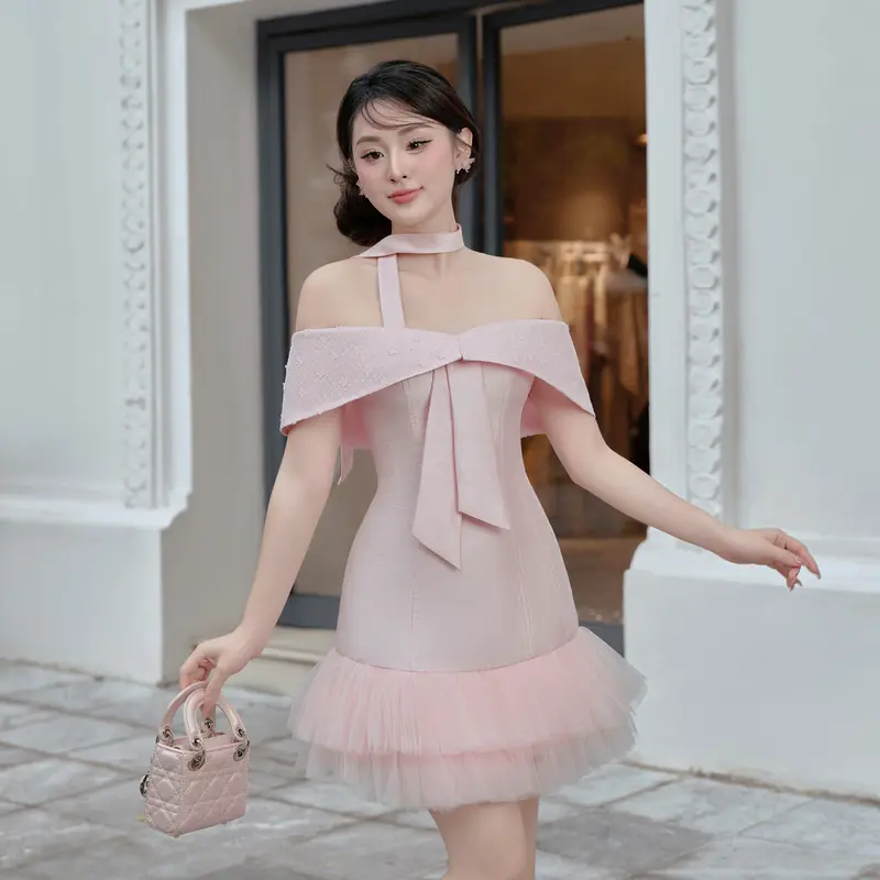 HALIA - Váy Kiera Women Dress Màu Hồng Pastel đầm  màu Kim Tuyến 0
