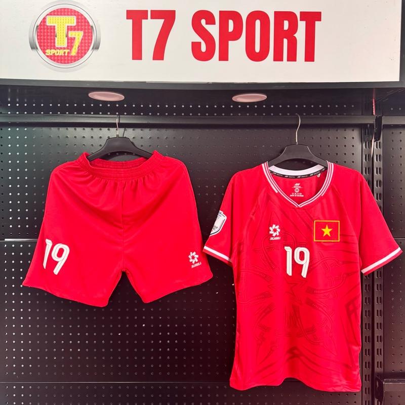 Bộ Quần Áo Bóng Đá Việt Nam JGBL - ĐỎ, 2024 , Logo THÊU , Full patch, Top Sport Áo Nam