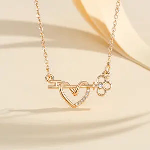 LM724 Kalung Rantai Kunci Hati Cinta Kristal Berlapis Emas Anti Luntur Baja Tahan Karat Aksesori Perhiasan Mode Wanita Dewasa